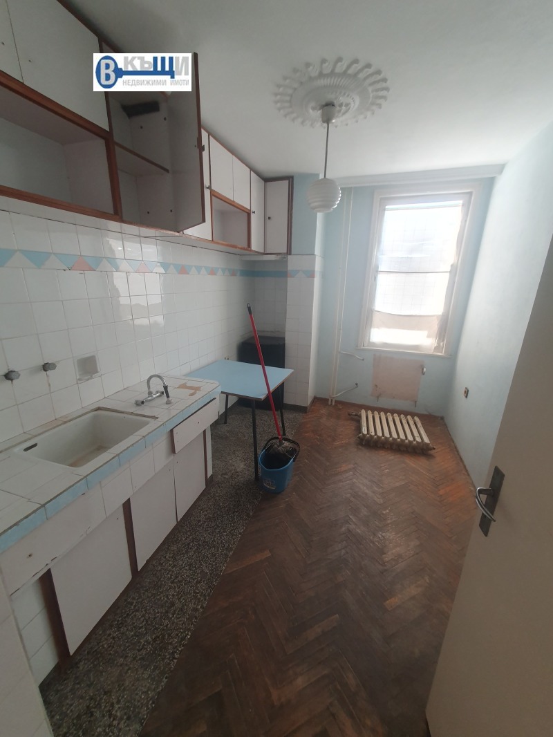 Продава  3-стаен град Велико Търново , Колю Фичето , 75 кв.м | 47686727 - изображение [8]