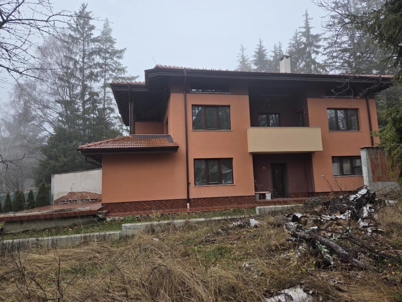 Продава КЪЩА, в.з.Ярема, област София област