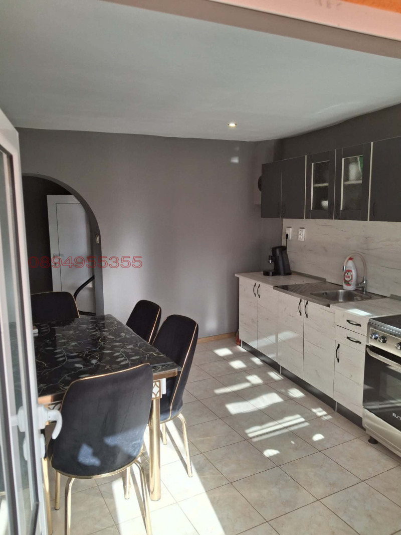 Продава КЪЩА, с. Червена, област Велико Търново, снимка 2 - Къщи - 52964326