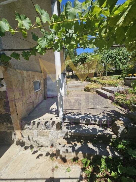 Продава КЪЩА, гр. София, с. Владая, снимка 13 - Къщи - 53164129