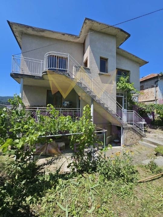 Продава КЪЩА, гр. София, с. Владая, снимка 2 - Къщи - 53164129