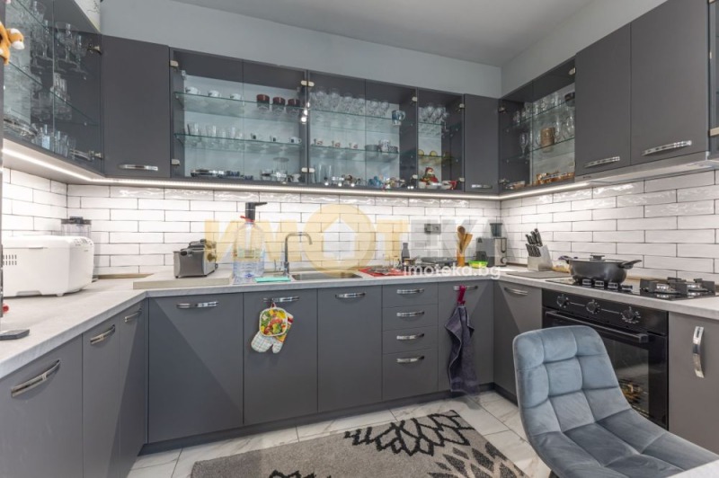 Продава КЪЩА, гр. Варна, с. Звездица, снимка 3 - Къщи - 53464275