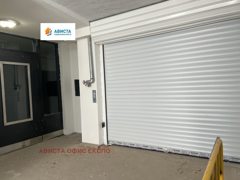 Продава ГАРАЖ, ПАРКОМЯСТО, гр. София, Банишора, снимка 3 - Гаражи и паркоместа - 53268530