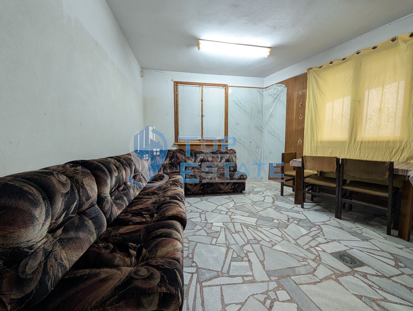 Продава КЪЩА, гр. Златарица, област Велико Търново, снимка 2 - Къщи - 52813378