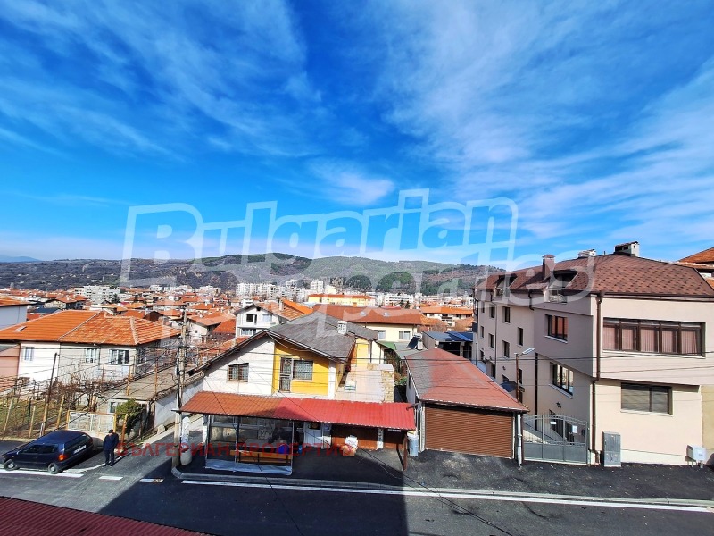 Продава ЕТАЖ ОТ КЪЩА в област Кюстендил, гр. Дупница - 115 кв.м / 70 000 € » 136 908.10 лв., БЪЛГЕРИАН ПРОПЕРТИС