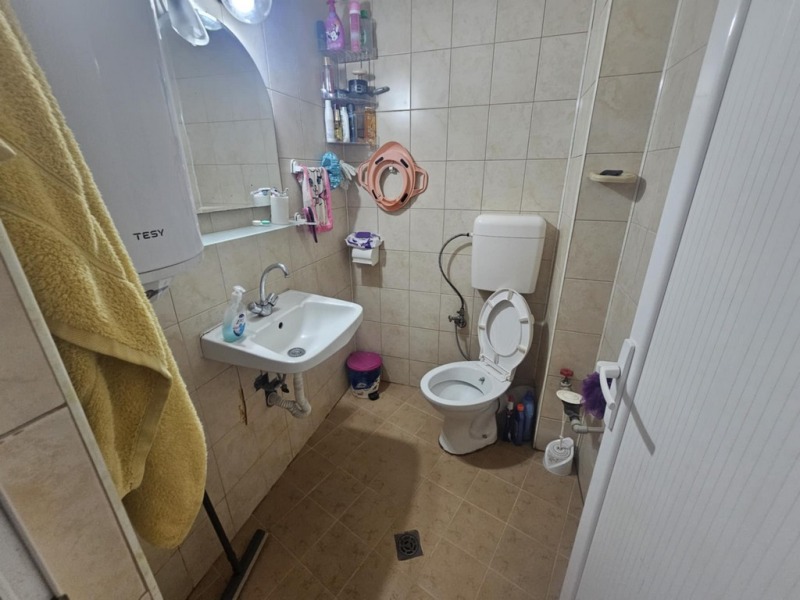Продава  2-стаен град Кърджали , Възрожденци , 80 кв.м | 31881432 - изображение [13]