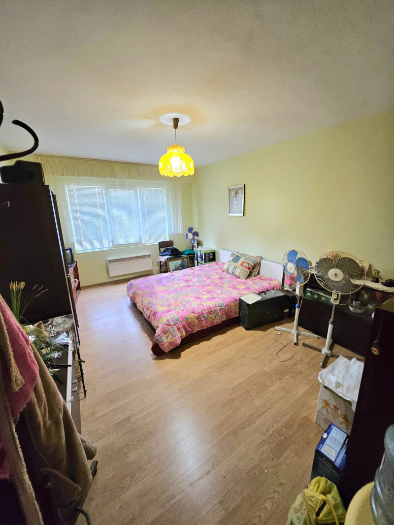 En venta  3 dormitorios Ruse , Charodeyka - Yug , 106 metros cuadrados | 82723317 - imagen [3]