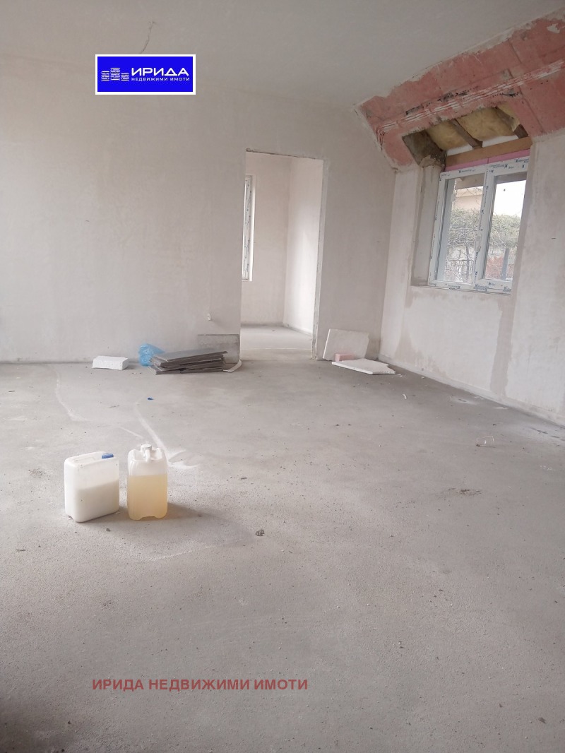 Zu verkaufen  3 Schlafzimmer Sofia , Knjaschewo , 200 qm | 11017488