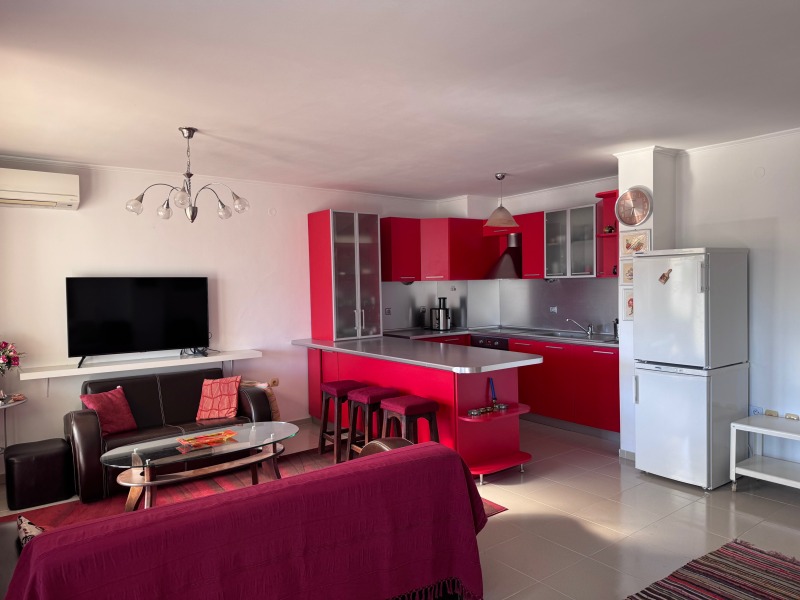 Продава  Многостаен град Пловдив , Кючук Париж , 210 кв.м | 97708065