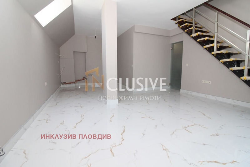 De vânzare  Maisonette Plovdiv , Țentâr , 260 mp | 89396028 - imagine [2]