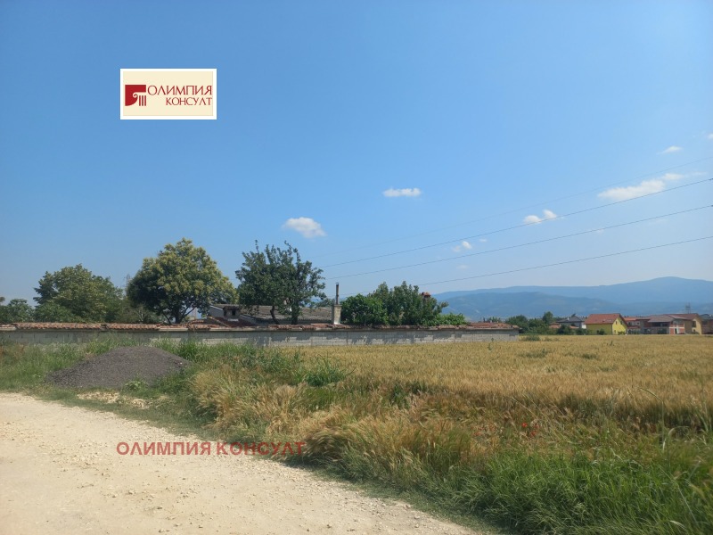En venta  Trama Plovdiv , Yuzhen , 6197 metros cuadrados | 22745840