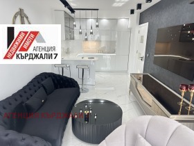 3-стаен град Кърджали, Възрожденци 1