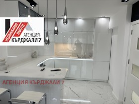 3-стаен град Кърджали, Възрожденци 2