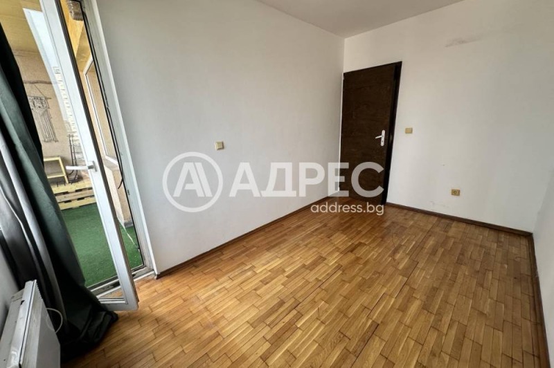 Продава 2-СТАЕН, гр. София, Център, снимка 2 - Апартаменти - 52400022