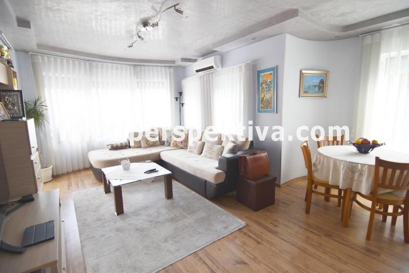 Продава 3-СТАЕН, гр. Пловдив, Център, снимка 2 - Апартаменти - 53717450