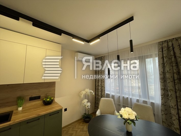 Продава 3-СТАЕН, гр. Пловдив, Център, снимка 2 - Апартаменти - 55548431