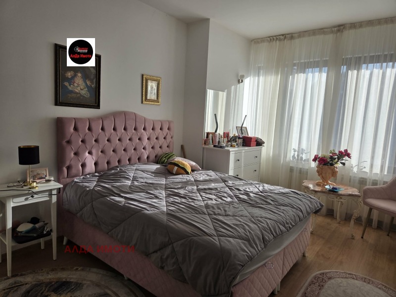 Продава КЪЩА, гр. София, м-т Детски град, снимка 11 - Къщи - 52838083