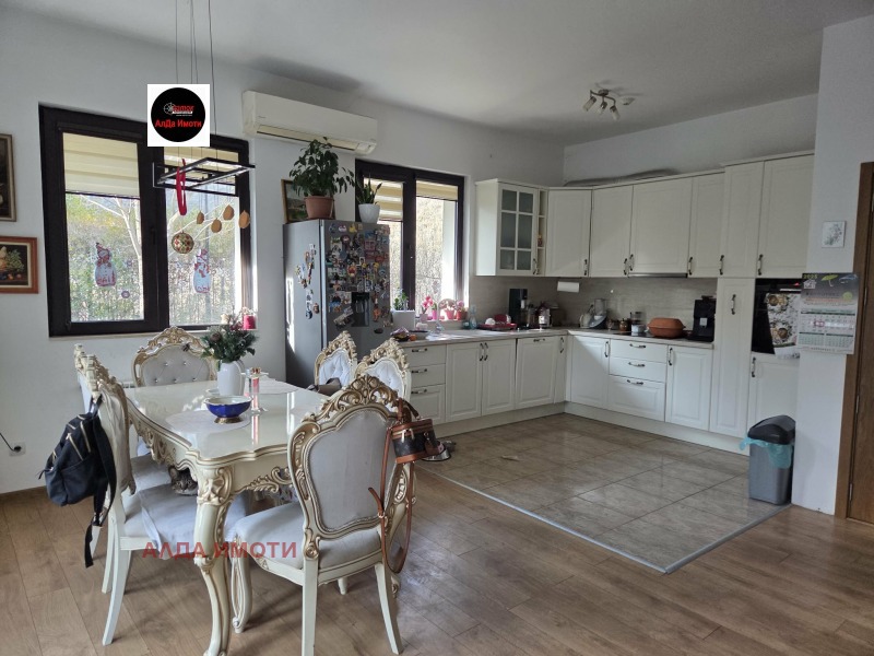 Продава КЪЩА, гр. София, м-т Детски град, снимка 4 - Къщи - 52838083