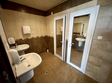 Продава БИЗНЕС ИМОТ, гр. Русе, Чародейка - Север, снимка 13 - Други - 53072710