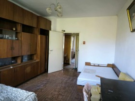 2 slaapkamers Lazur, Burgas 2