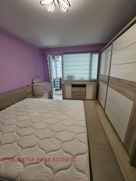 2 bedroom Iztok, Pernik 10