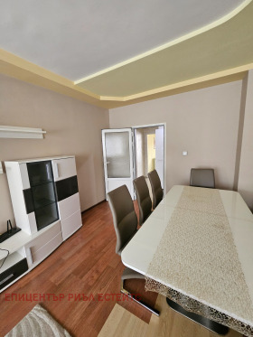 2 bedroom Iztok, Pernik 6