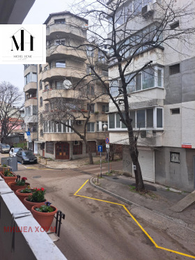 3 slaapkamers Tsentar, Varna 1