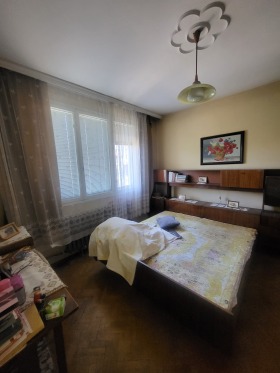 3+ camere da letto Idealen tsentar, Pleven 8