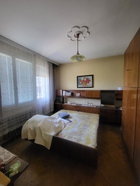 3+ camere da letto Idealen tsentar, Pleven 9