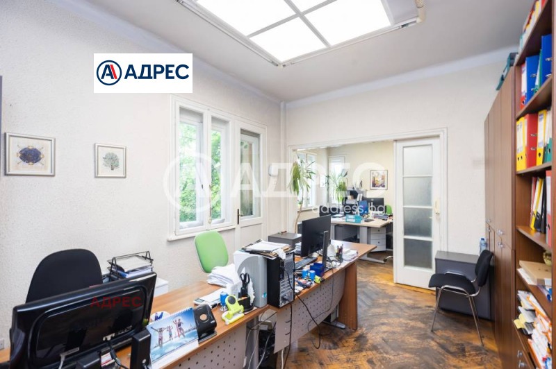 Продава  2-стаен град Варна , Център , 67 кв.м | 61221626 - изображение [2]