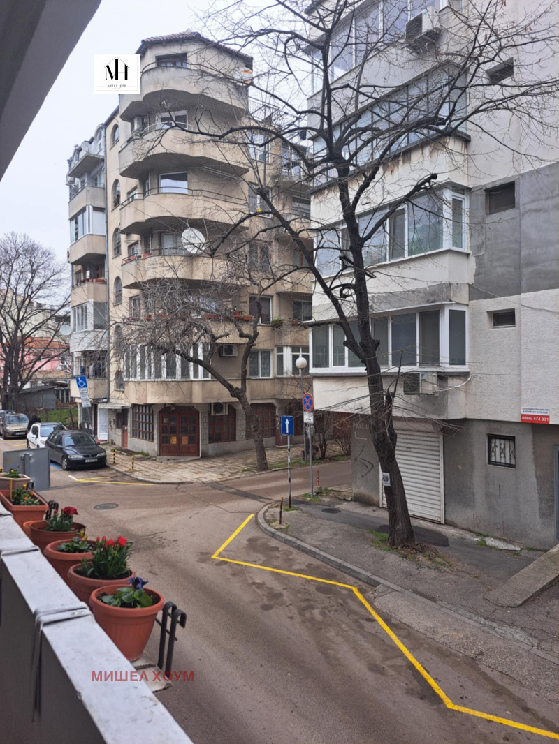 Продава  4-стаен град Варна , Център , 100 кв.м | 79724878