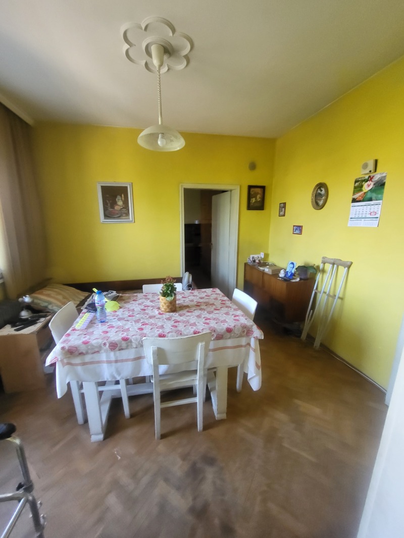 Na prodej  3+ ložnice Pleven , Idealen centar , 125 m2 | 21501797 - obraz [5]