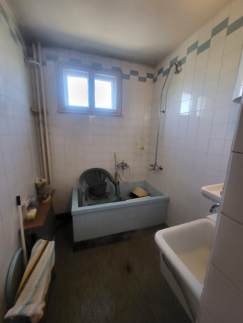 For Sale  3+ bedroom Pleven , Idealen tsentar , 125 sq.m | 21501797 - image [3]