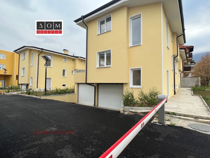 Myytävänä  Talo Sofia , Manastirski livadi , 189 neliömetriä | 96841582 - kuva [17]