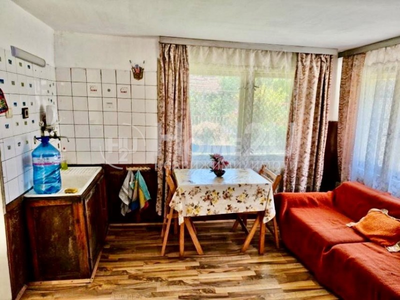 Продава  Къща град София , с. Волуяк , 240 кв.м | 38374061 - изображение [3]
