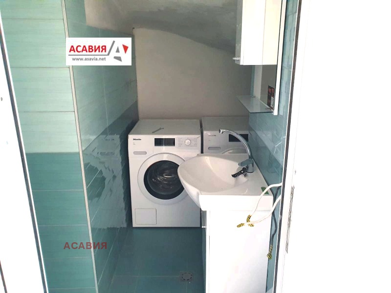 Продава КЪЩА, гр. Ловеч, Вароша, снимка 7 - Къщи - 52936670