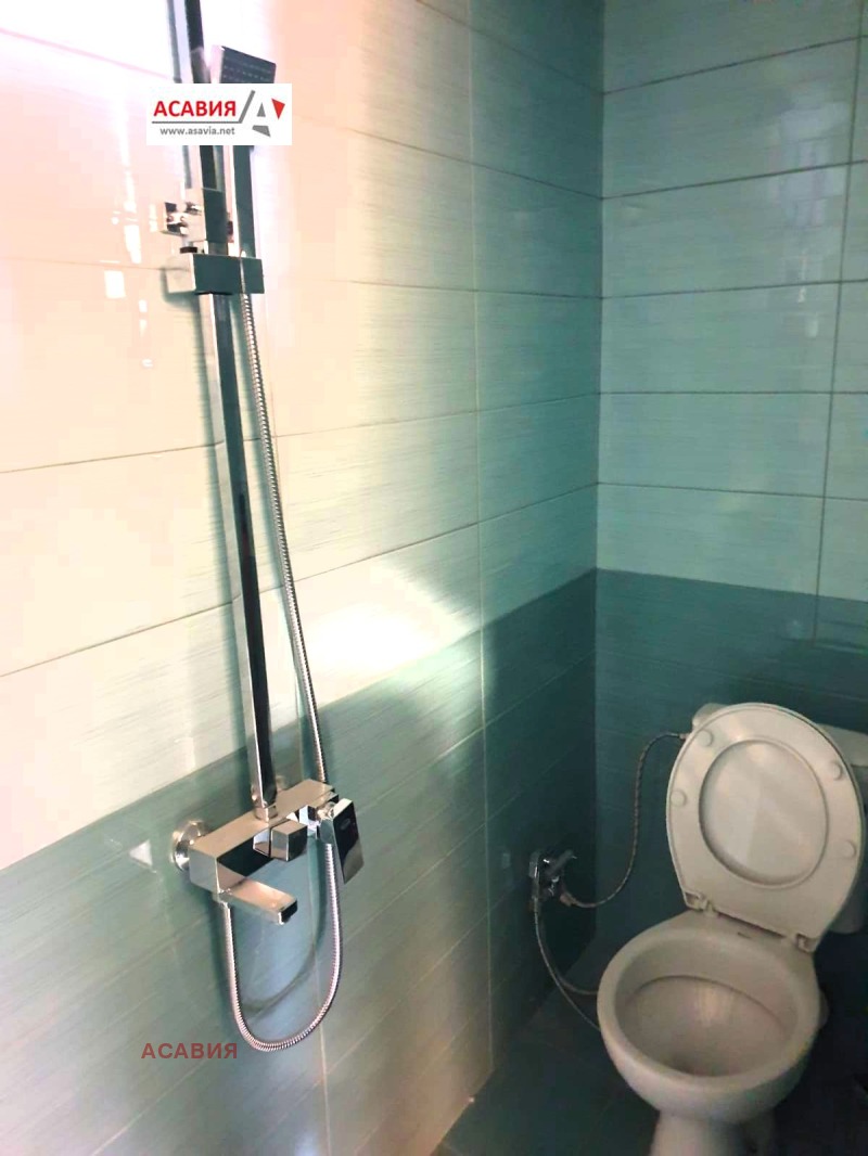 Продава КЪЩА, гр. Ловеч, Вароша, снимка 8 - Къщи - 52936670