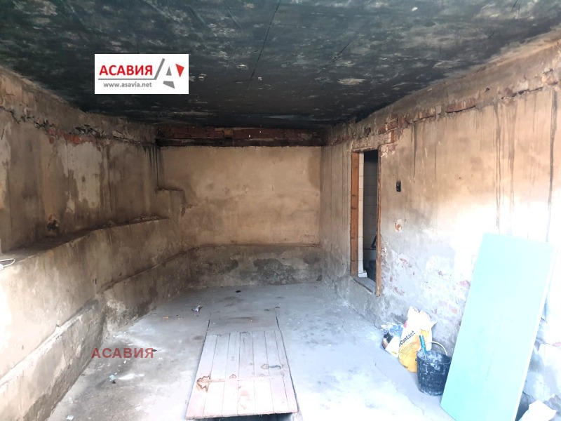 Продава КЪЩА, гр. Ловеч, Вароша, снимка 14 - Къщи - 52936670