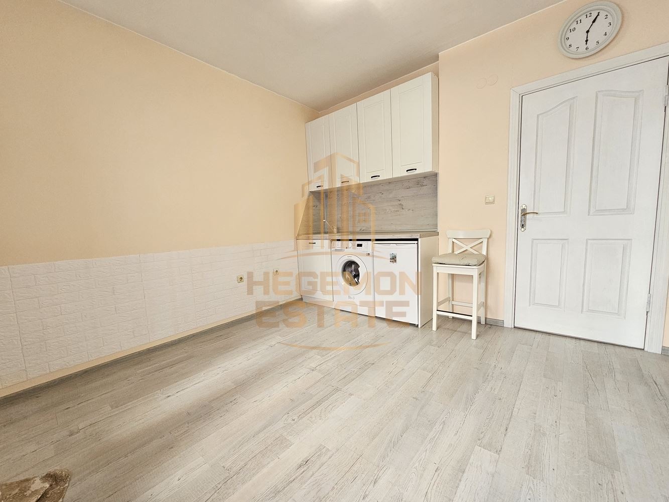 Продава 1-СТАЕН, гр. Варна, Зимно кино Тракия, снимка 2 - Апартаменти - 54824465