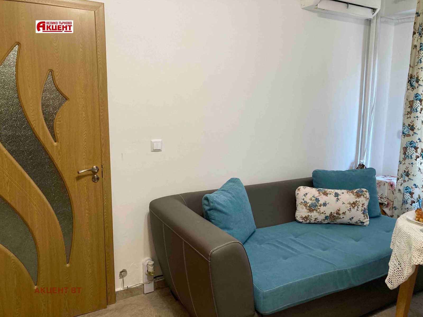 Продава 3-СТАЕН, гр. Велико Търново, Бузлуджа, снимка 2 - Апартаменти - 53649545