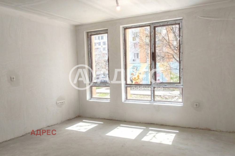 Продава 3-СТАЕН, гр. Варна, Лятно кино Тракия