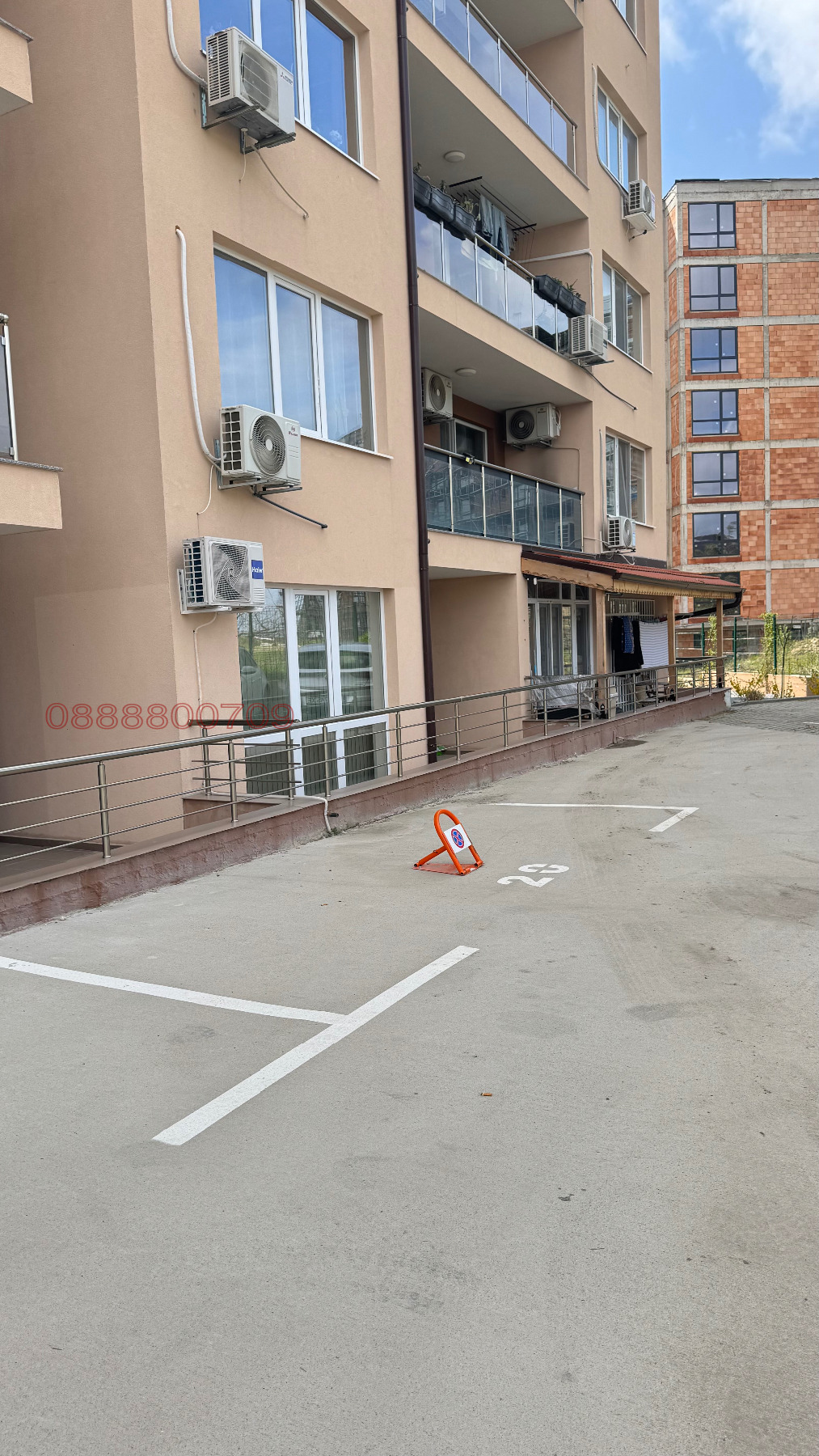 Продава ГАРАЖ, ПАРКОМЯСТО, гр. Варна, Владислав Варненчик 1, снимка 8 - Гаражи и паркоместа - 54448365