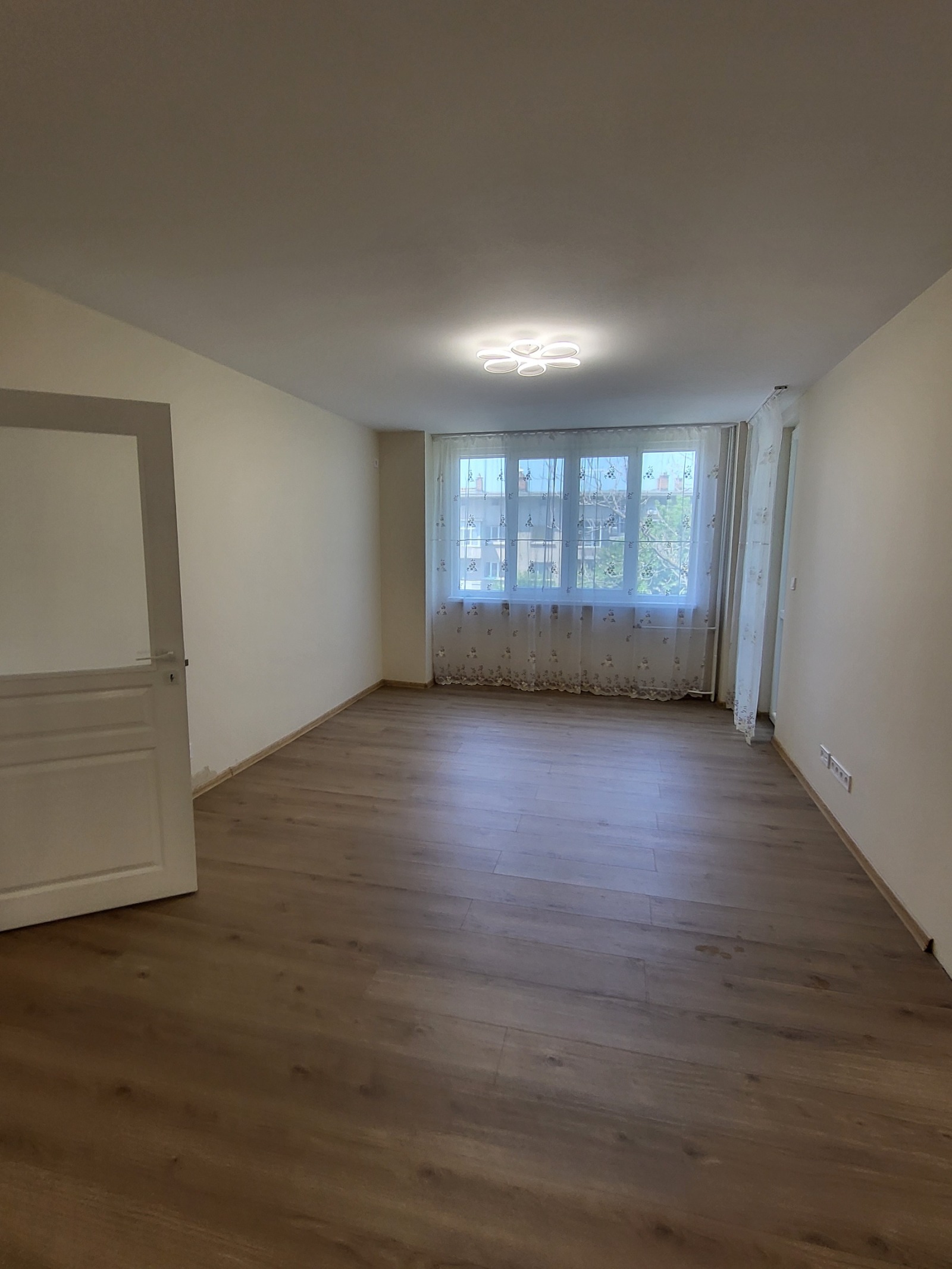 ������� 3-����� | Imot.bg � ����������� 12