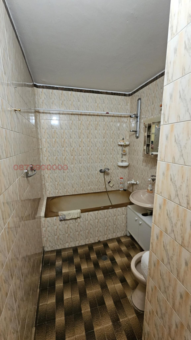 En venta  Estudio Sofia , Svoboda , 44 metros cuadrados | 81797732 - imagen [10]