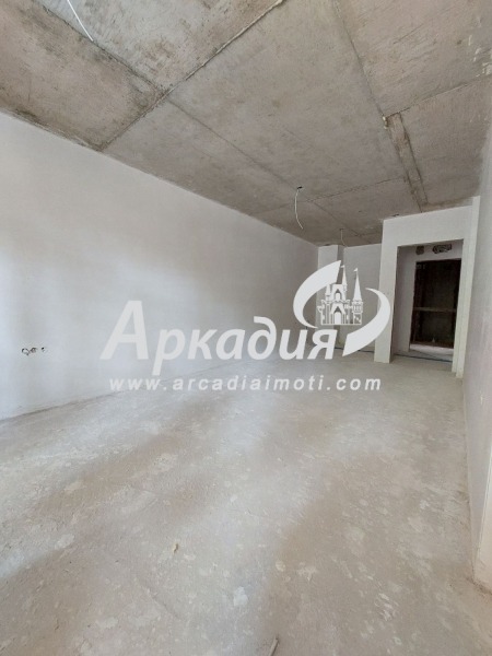 Продава  2-стаен град Пловдив , Тракия , 79 кв.м | 83066350 - изображение [2]