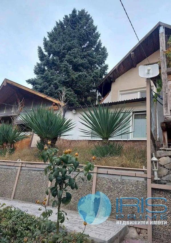 Продава  Вила град Шумен , м-т Чашка , 74 кв.м | 29950802