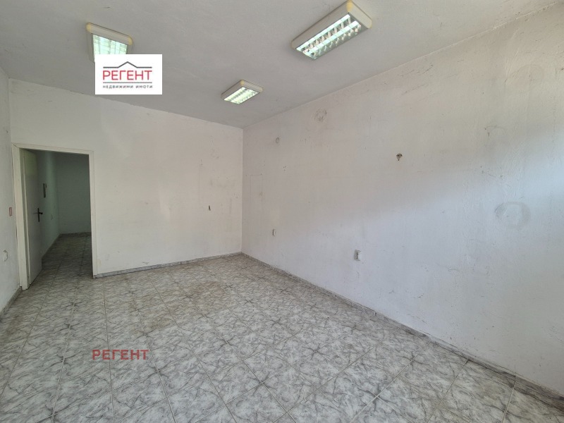 Продава  Магазин, град Габрово, Център • 25 000 EUR • ID 11931072 — holmes.bg - [1] 