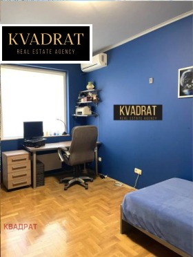 2 slaapkamers Briz, Varna 9