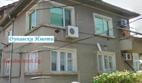 Продава 3-стаен град Русе Дружба 2 - [1] 