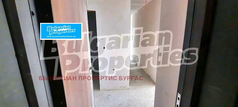 Продава  3-стаен град Бургас , Братя Миладинови , 99 кв.м | 55370328 - изображение [9]
